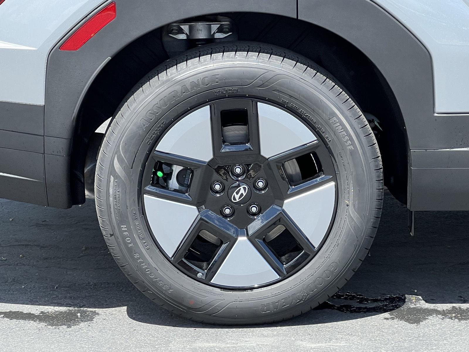 New 2026 Hyundai Santa Fe SE AWD/4WD image 15