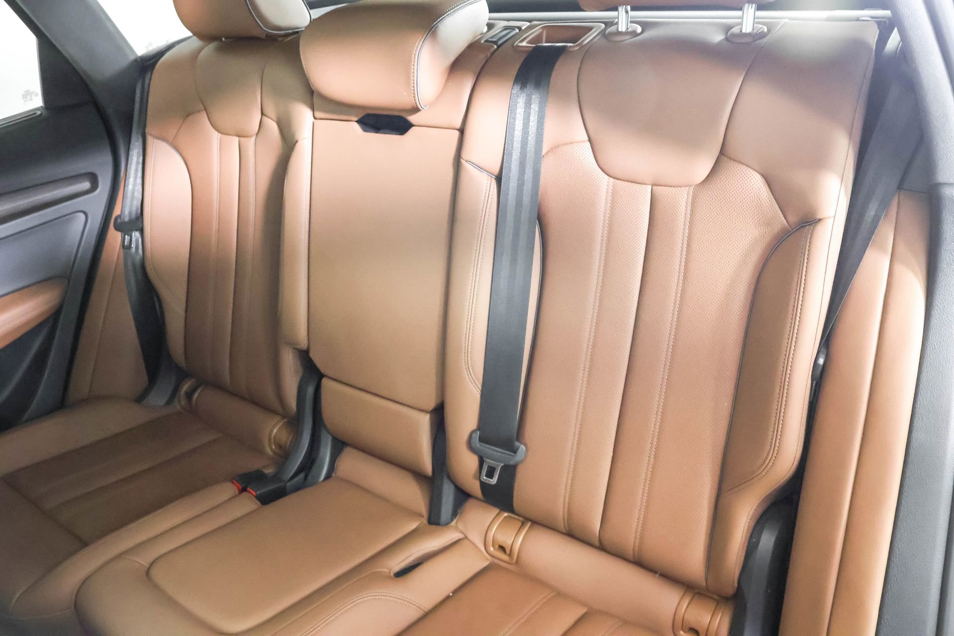 Used 2023 Audi Q5 e Premium Plus w/ Premium Plus Package image 39