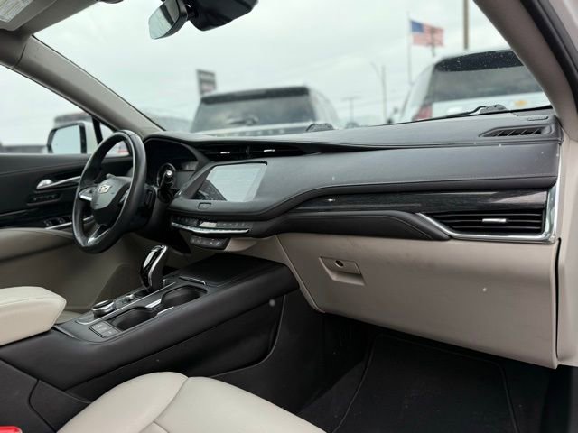 Used 2022 Cadillac XT4 Premium Luxury w/ Sun And Sound Package image 20