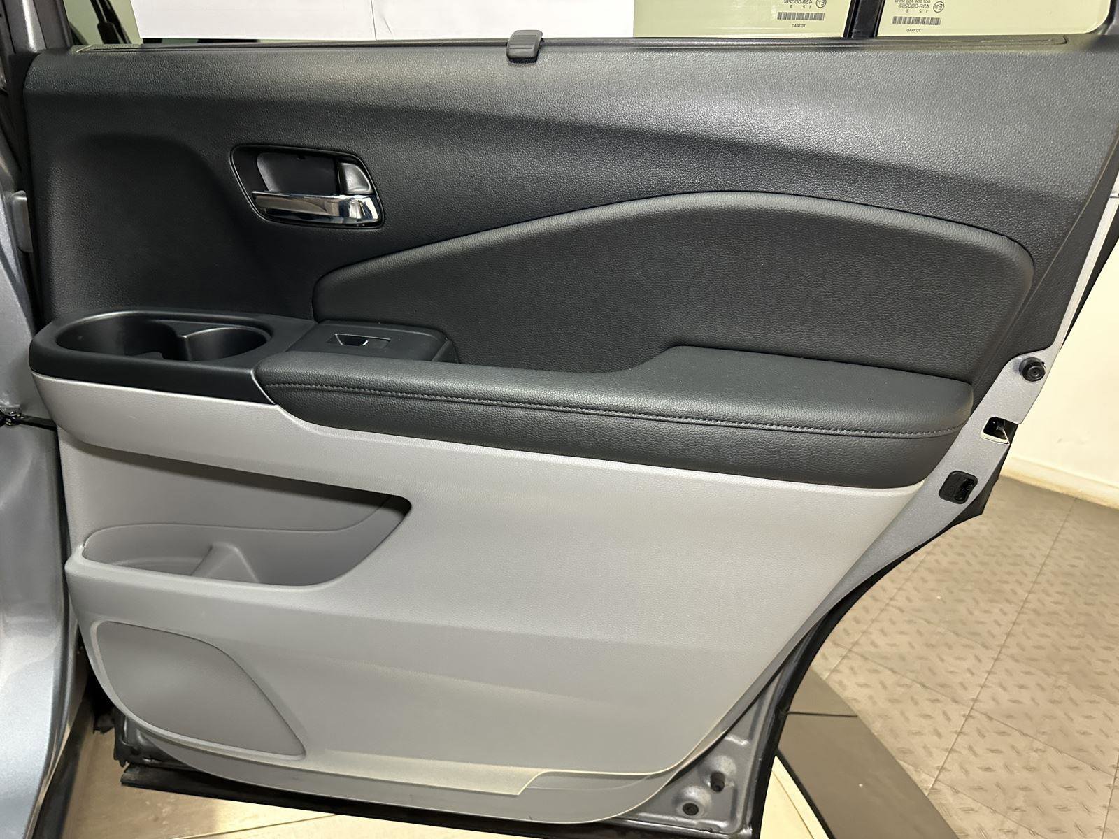 Certified 2022 Honda Pilot Special Edition image 34