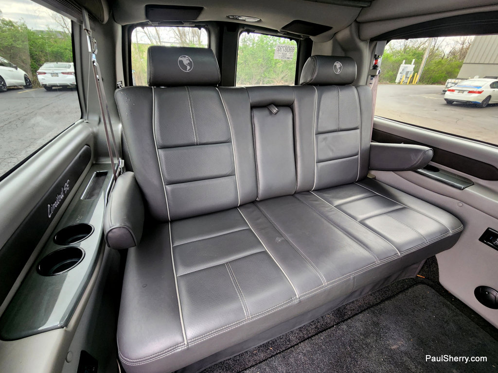 Used 2019 Chevrolet Express 2500 w/ Enhanced Convenience Package RWD image 22