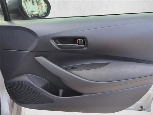 Used 2025 Toyota Corolla LE FWD image 19