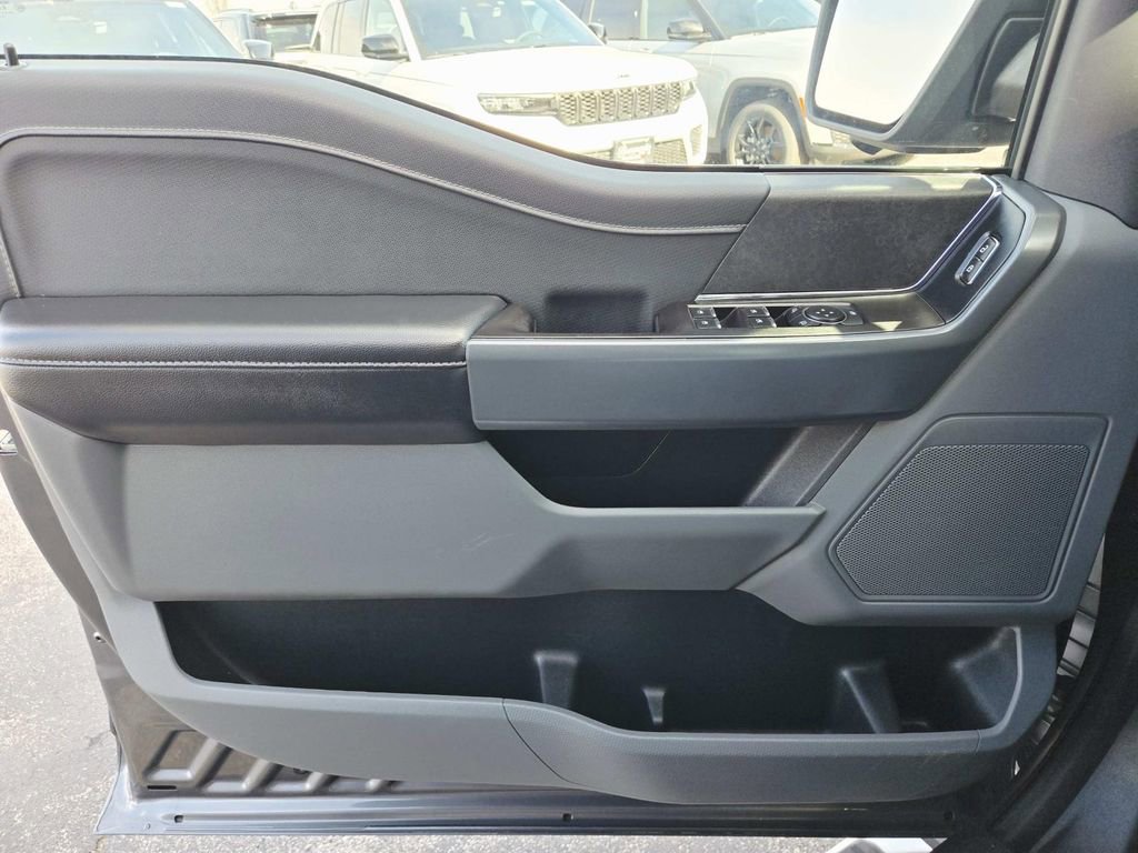 Used 2024 Ford F150 XLT w/ Mobile Office Package image 38