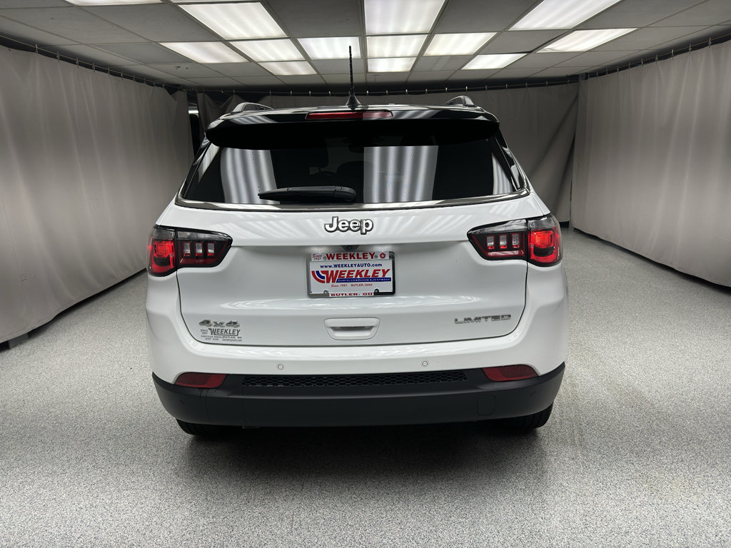 Used 2025 Jeep Compass Limited AWD/4WD image 3
