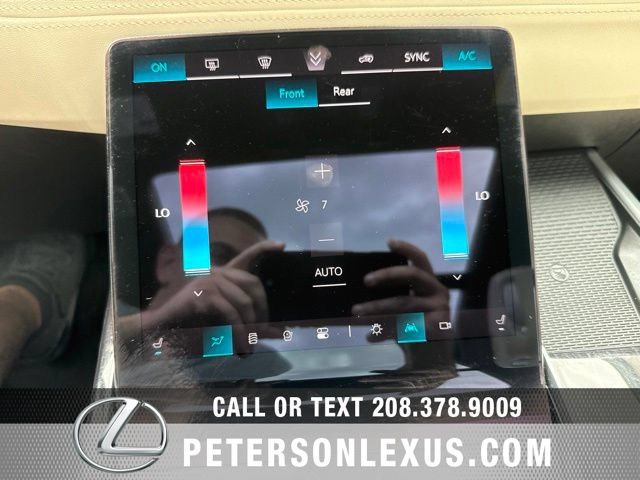 Used 2025 Cadillac Escalade ESV Sport w/ Touring Package AWD/4WD image 15