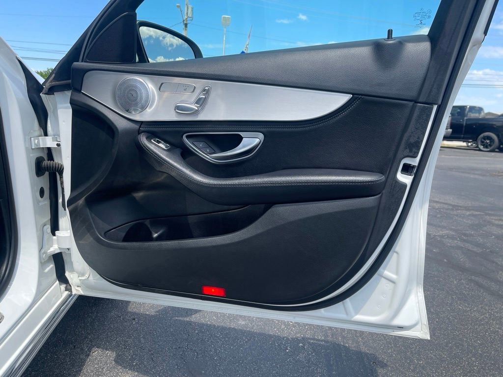 Used 2015 Mercedes-Benz C 300 4MATIC Sedan image 13