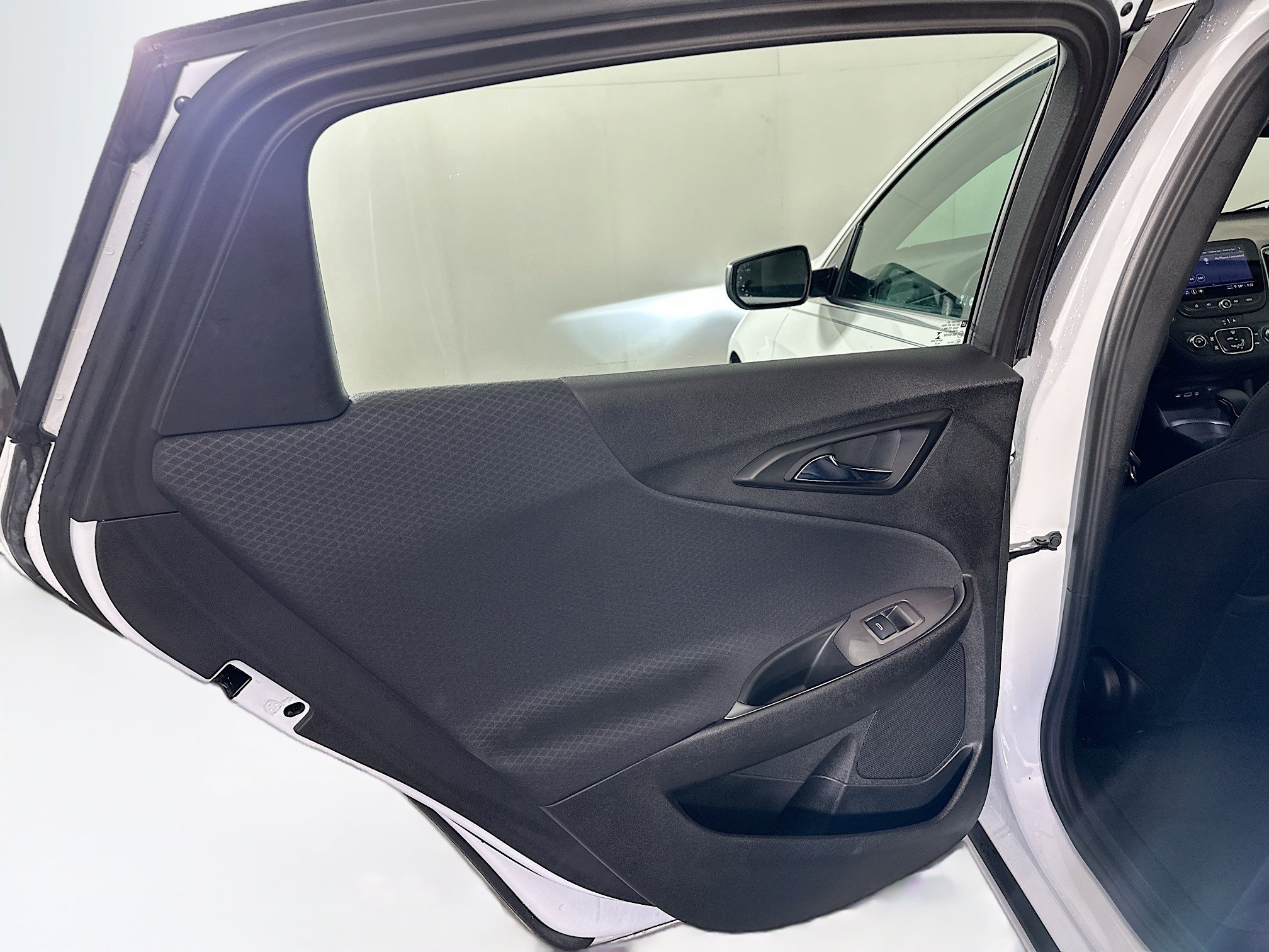 Used 2022 Chevrolet Malibu LS image 24