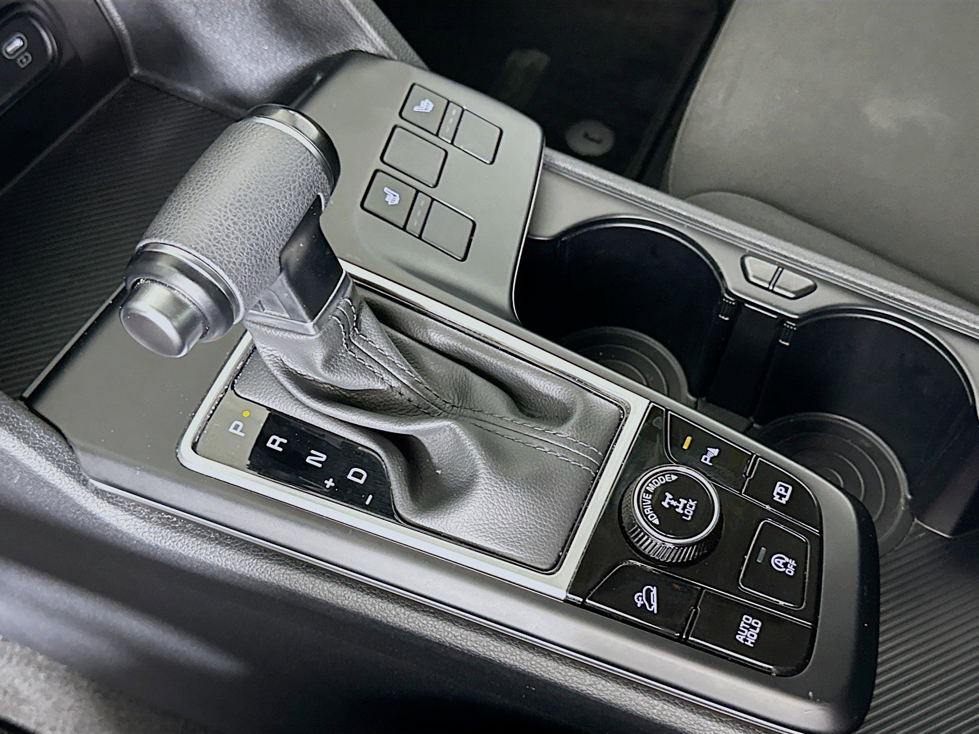 Used 2025 Kia Sportage LX image 23