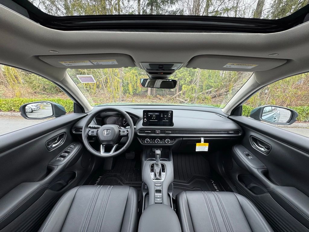 Certified 2026 Honda HR-V EX-L image 2