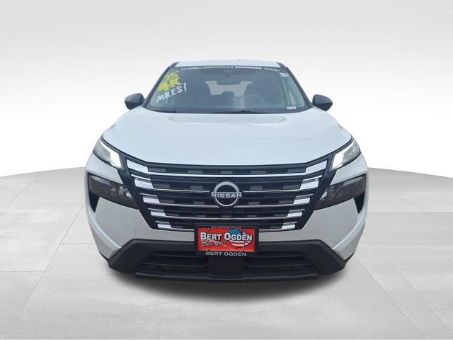 Certified 2025 Nissan Rogue S AWD/4WD image 2