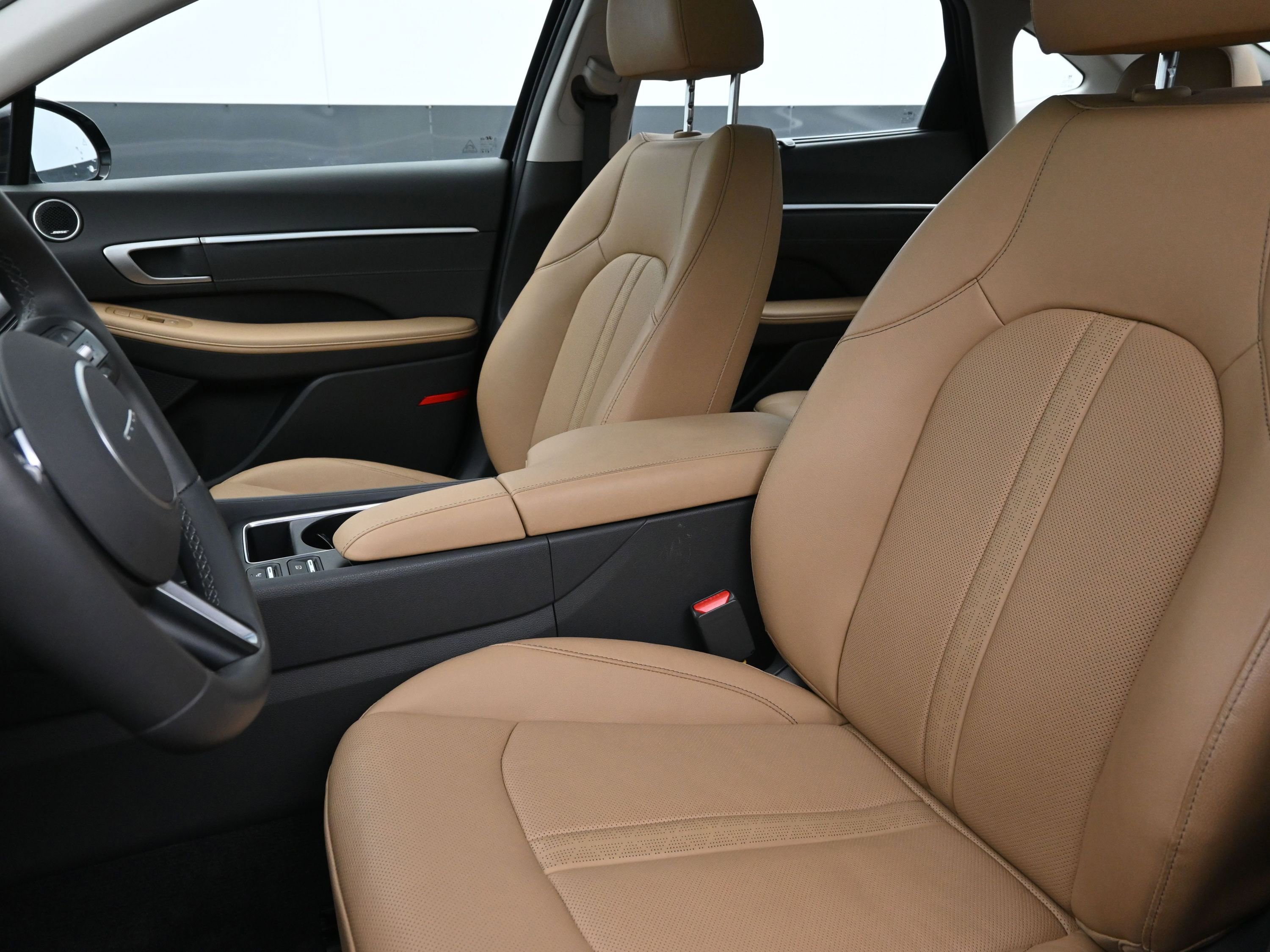 Certified 2025 Hyundai Sonata Limited image 11