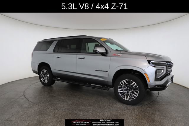 Used 2025 Chevrolet Suburban Z71 image 26