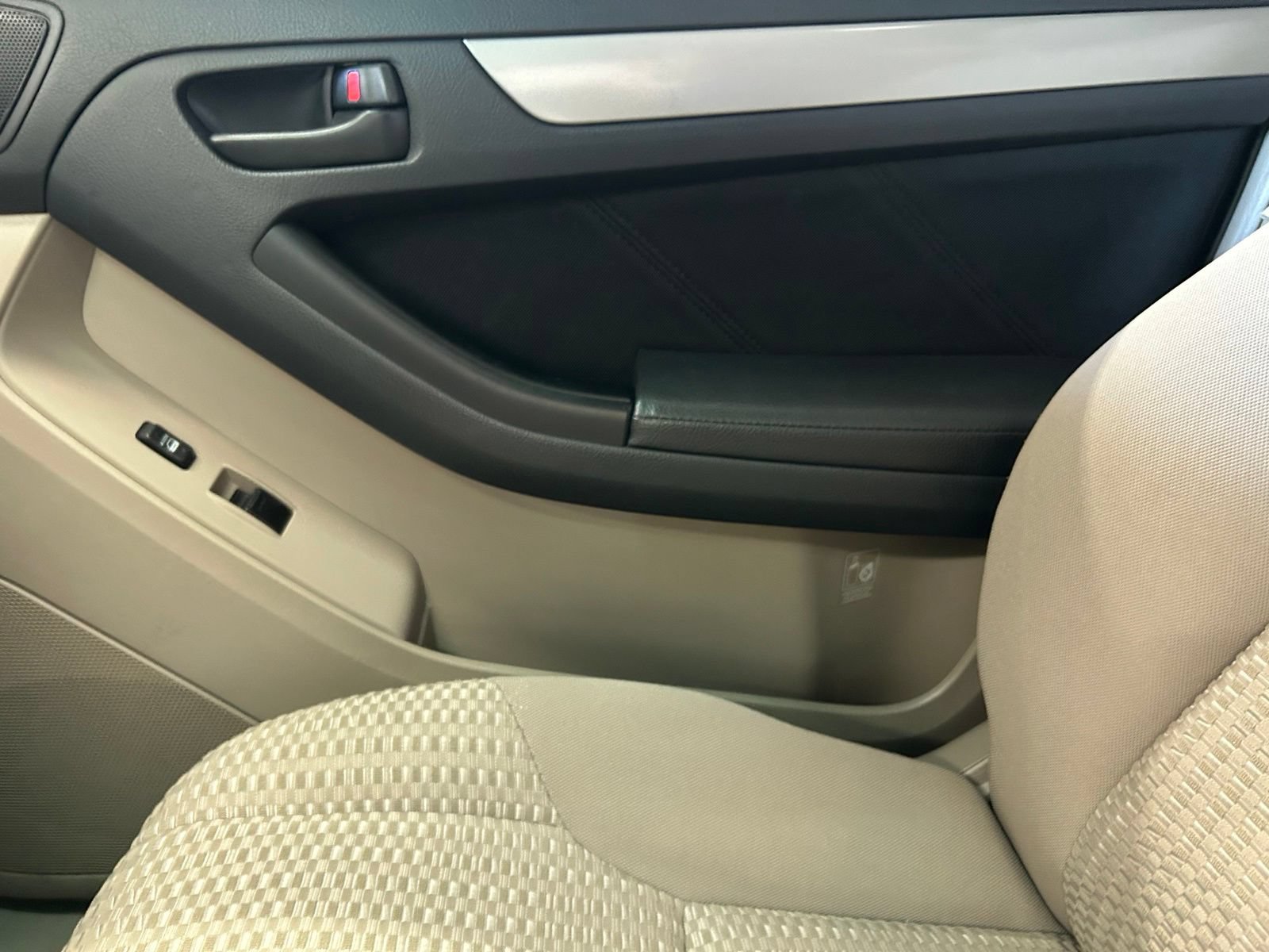 Used 2008 Toyota 4Runner SR5 AWD/4WD image 14