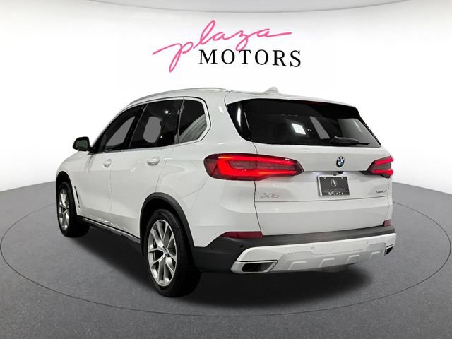 Used 2022 BMW X5 xDrive40i w/ Parking Assistance Package AWD/4WD image 7