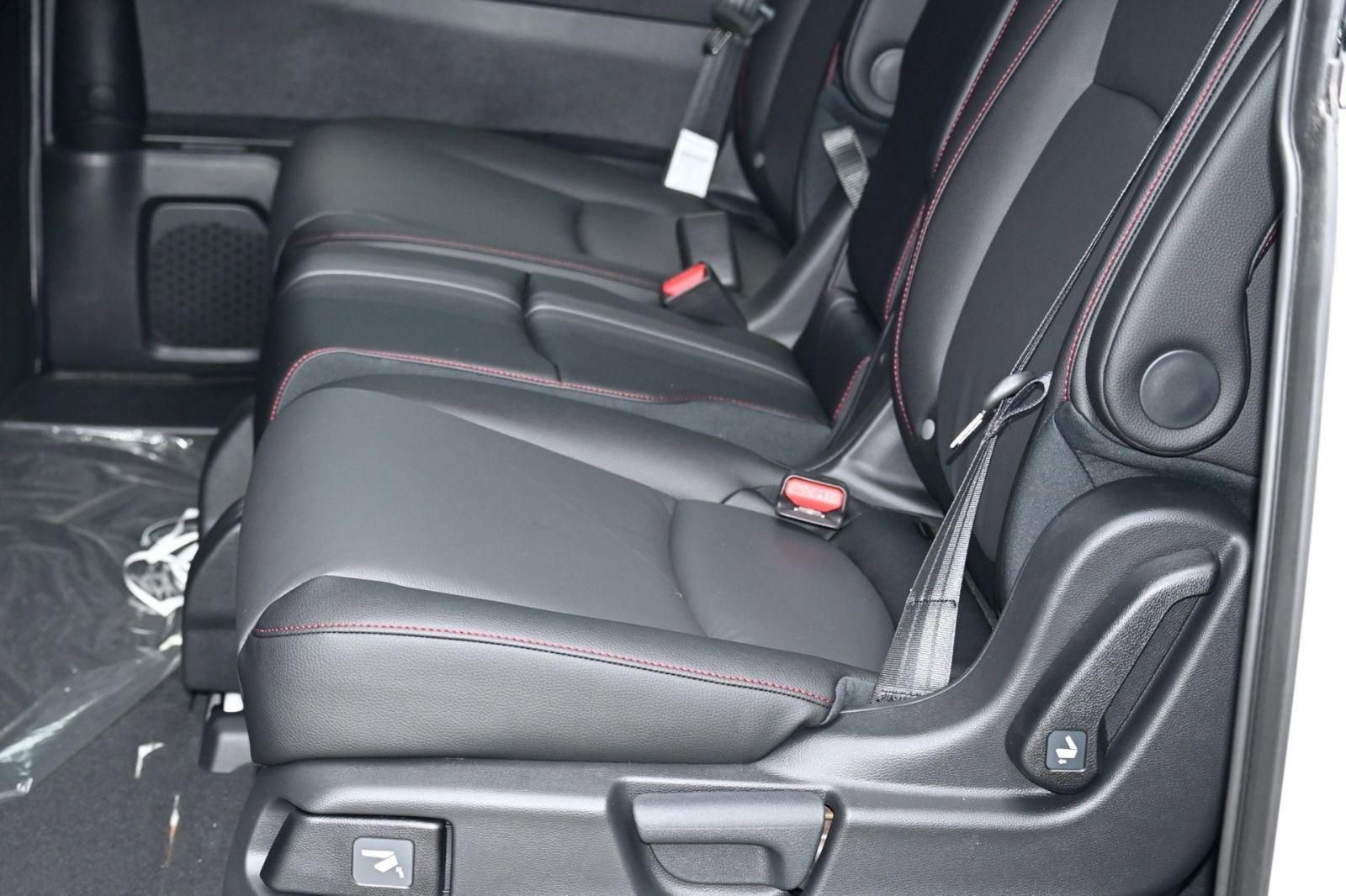 New 2026 Honda Odyssey Sport-L image 18
