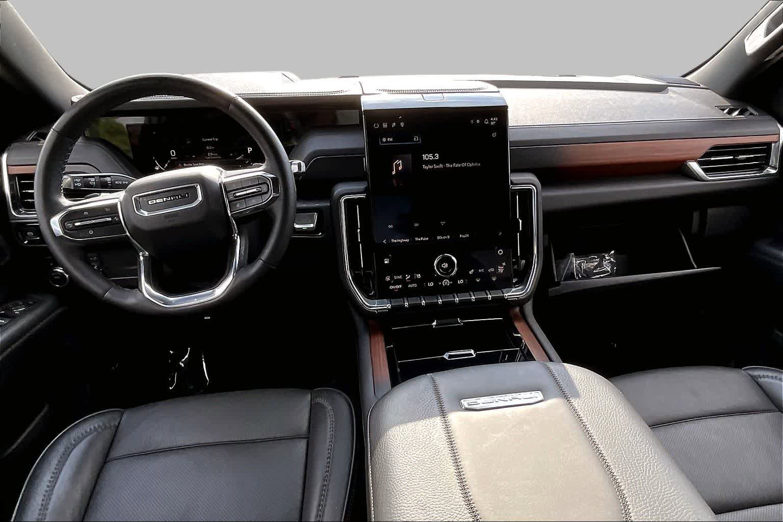 Certified 2025 GMC Yukon Denali AWD/4WD image 14