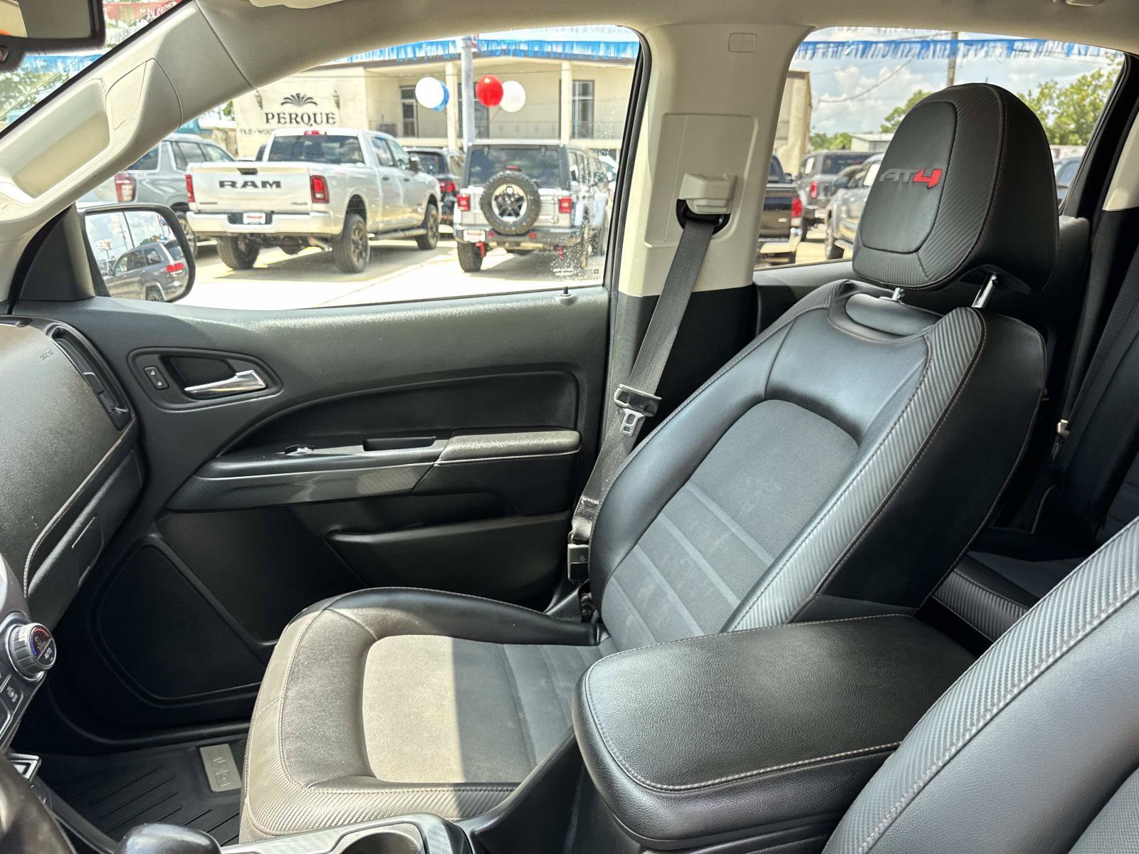 Used 2022 GMC Canyon AT4 w/ Trailering Package AWD/4WD image 15