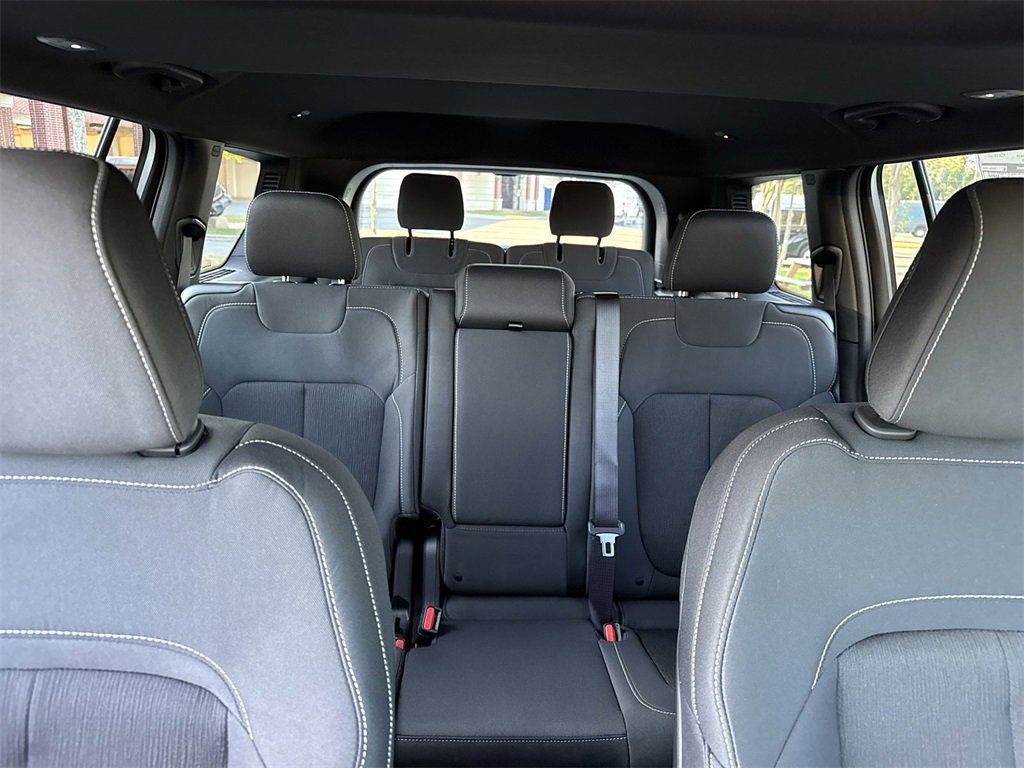 New 2025 Jeep Grand Cherokee L Laredo w/ Luxury Tech Group I image 31