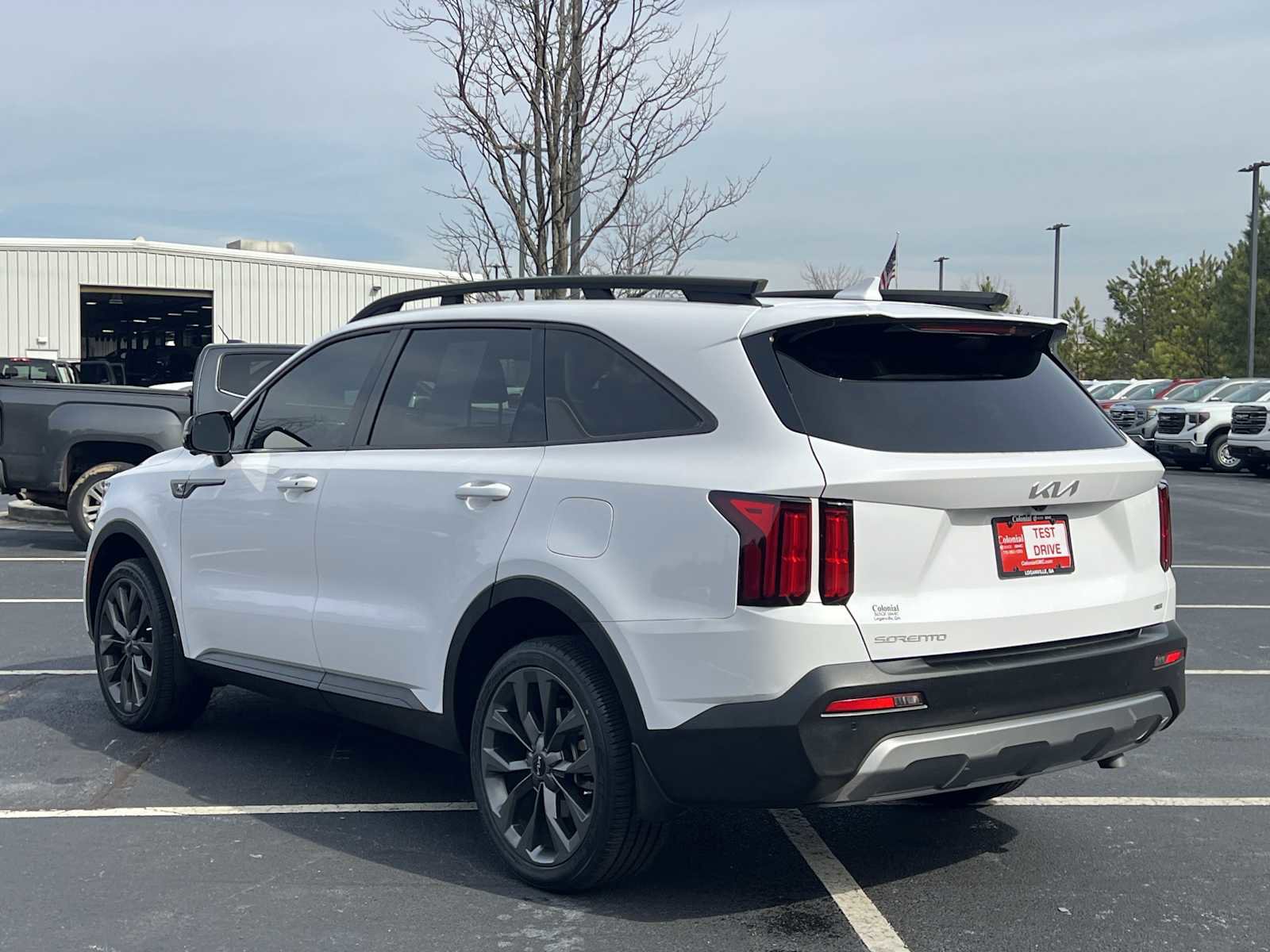 Used 2023 Kia Sorento SX Prestige AWD/4WD image 2