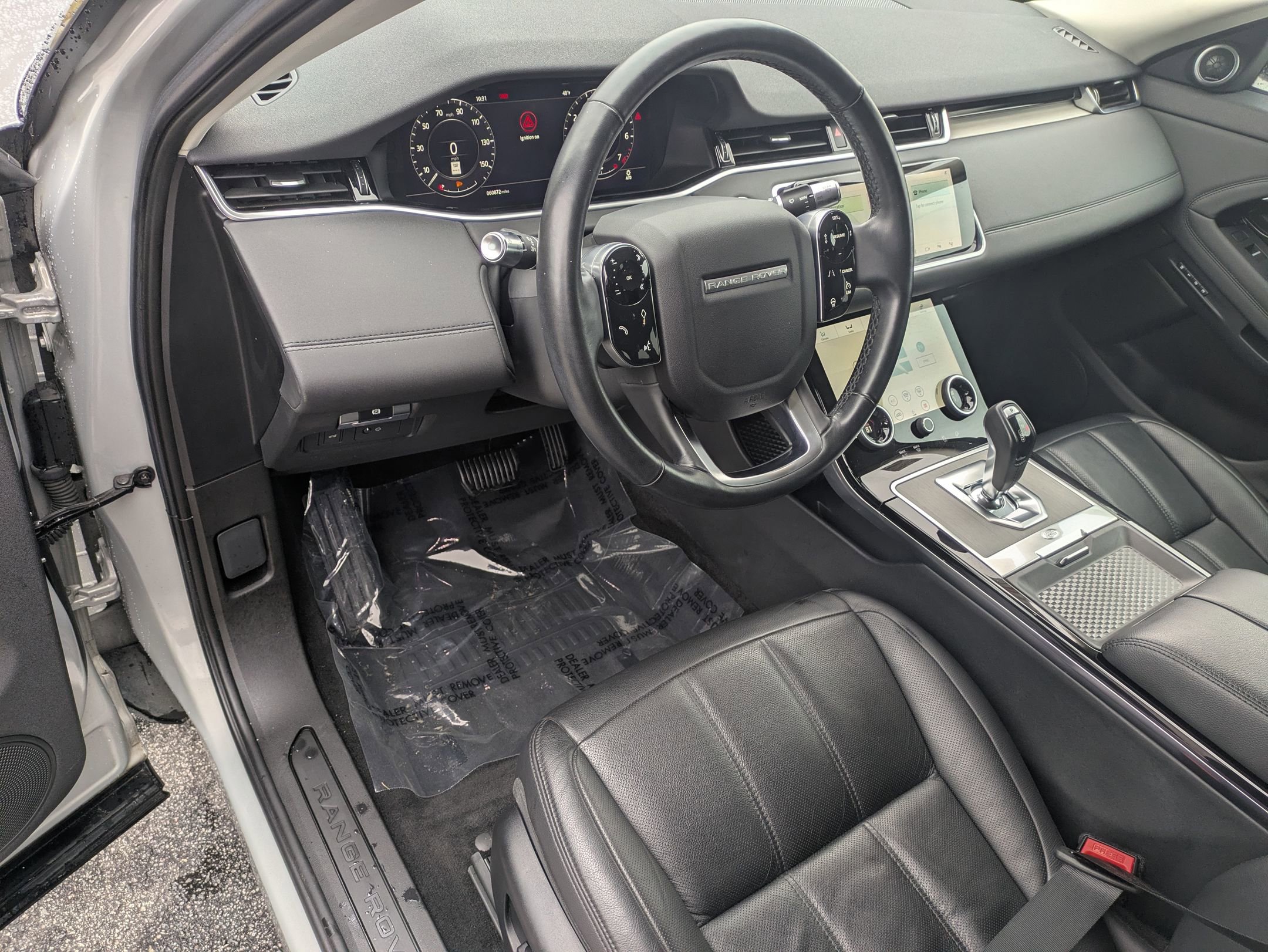 Used 2020 Land Rover Range Rover Evoque SE image 9