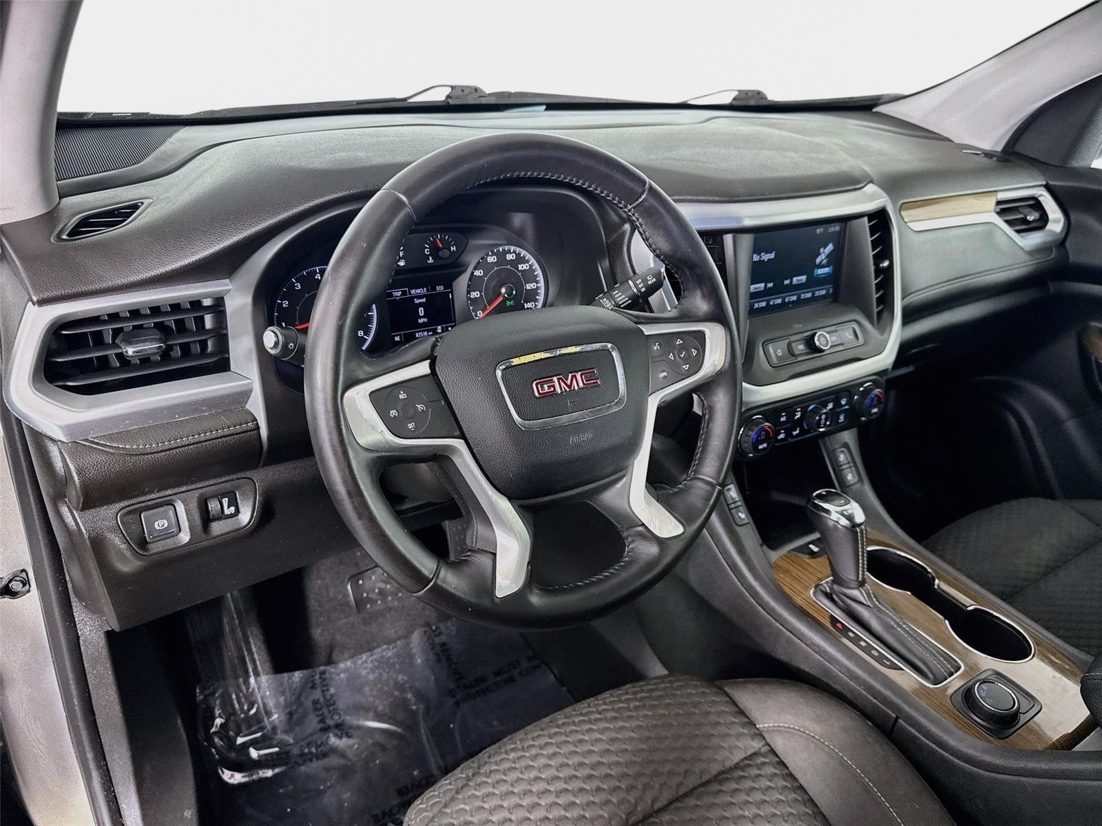 Certified 2019 GMC Acadia SLE w/ Driver Alert Package I FWD image 9
