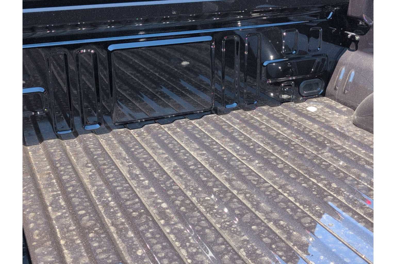 New 2025 Ford F150 Lariat w/ Equipment Group 501A Mid image 17