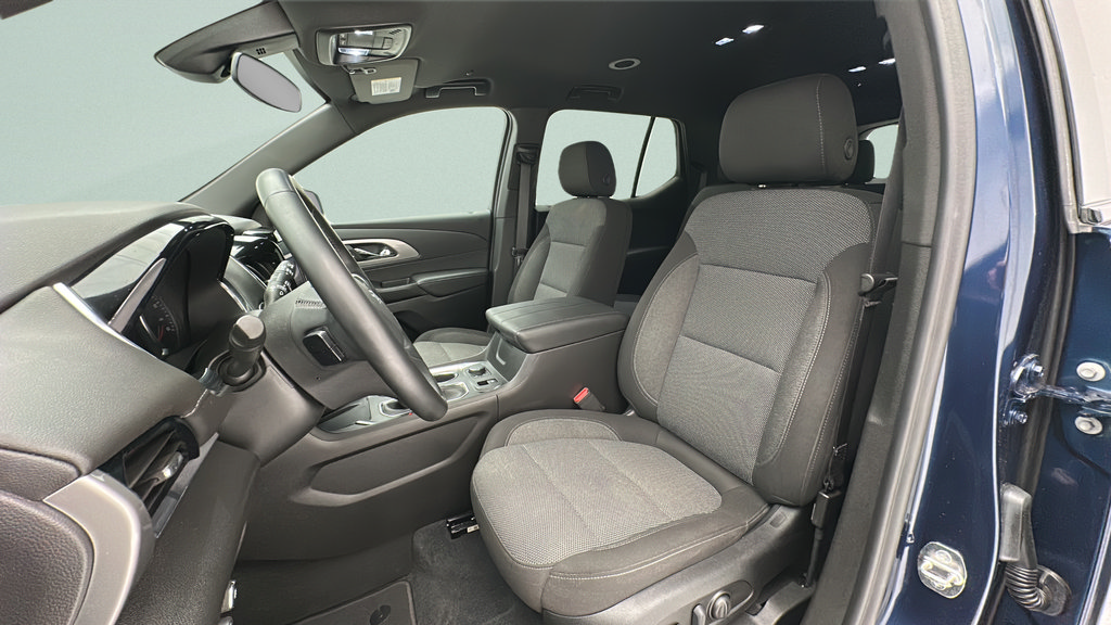 Used 2023 Chevrolet Traverse LT w/ Midnight/Sport Edition AWD/4WD image 14