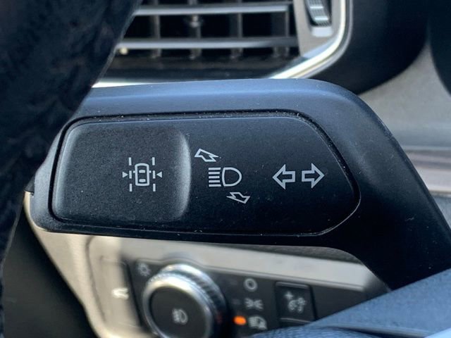 Used 2021 Ford Explorer Limited w/ Equipment Group 301A image 27