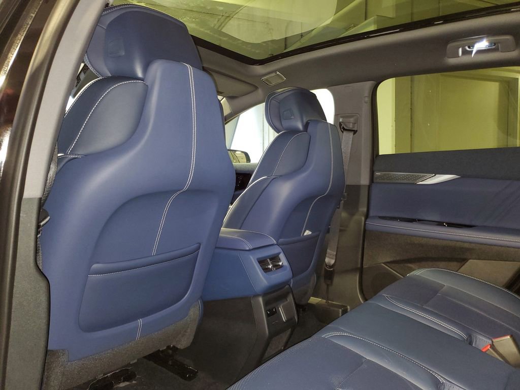 New 2025 Cadillac Optiq Sport 2 image 19