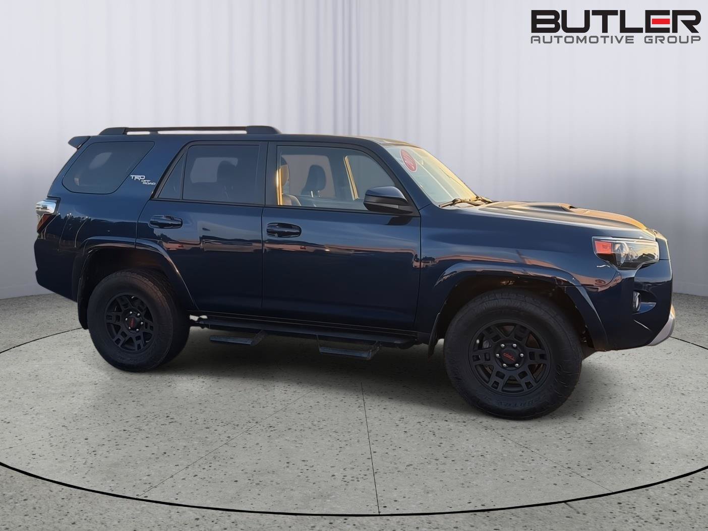 Used 2019 Toyota 4Runner TRD Off-Road AWD/4WD image 7