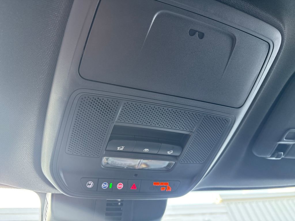 New 2026 GMC Acadia AT4 w/ Super Cruise Package image 40