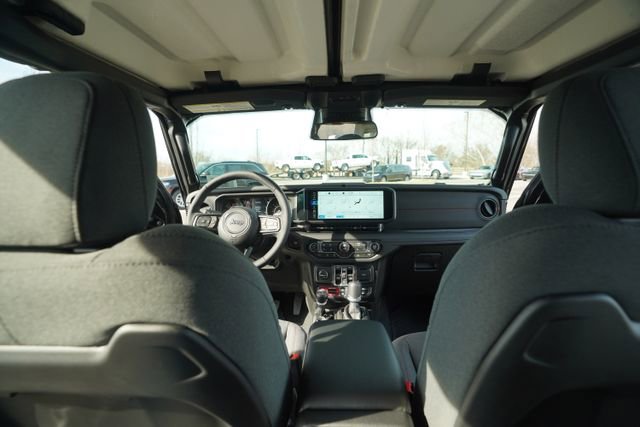 New 2026 Jeep Wrangler Unlimited Rubicon AWD/4WD image 22