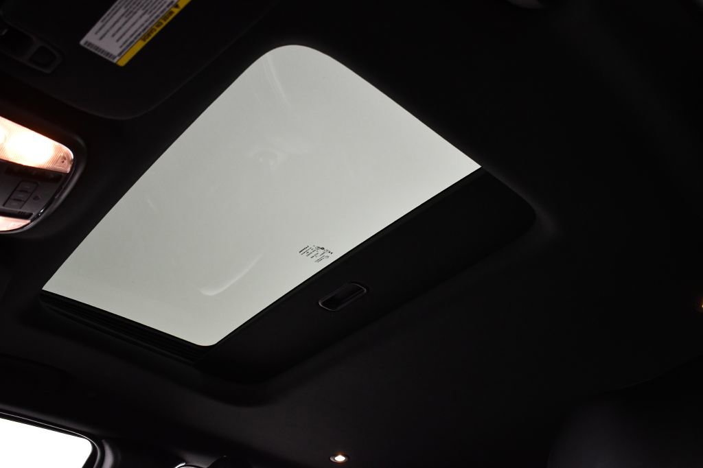 Used 2016 Jeep Grand Cherokee Limited 75th Anniversary image 32