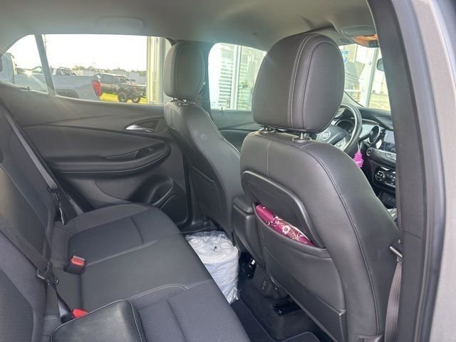 Used 2023 Buick Encore GX Select w/ Sport Touring Package image 21