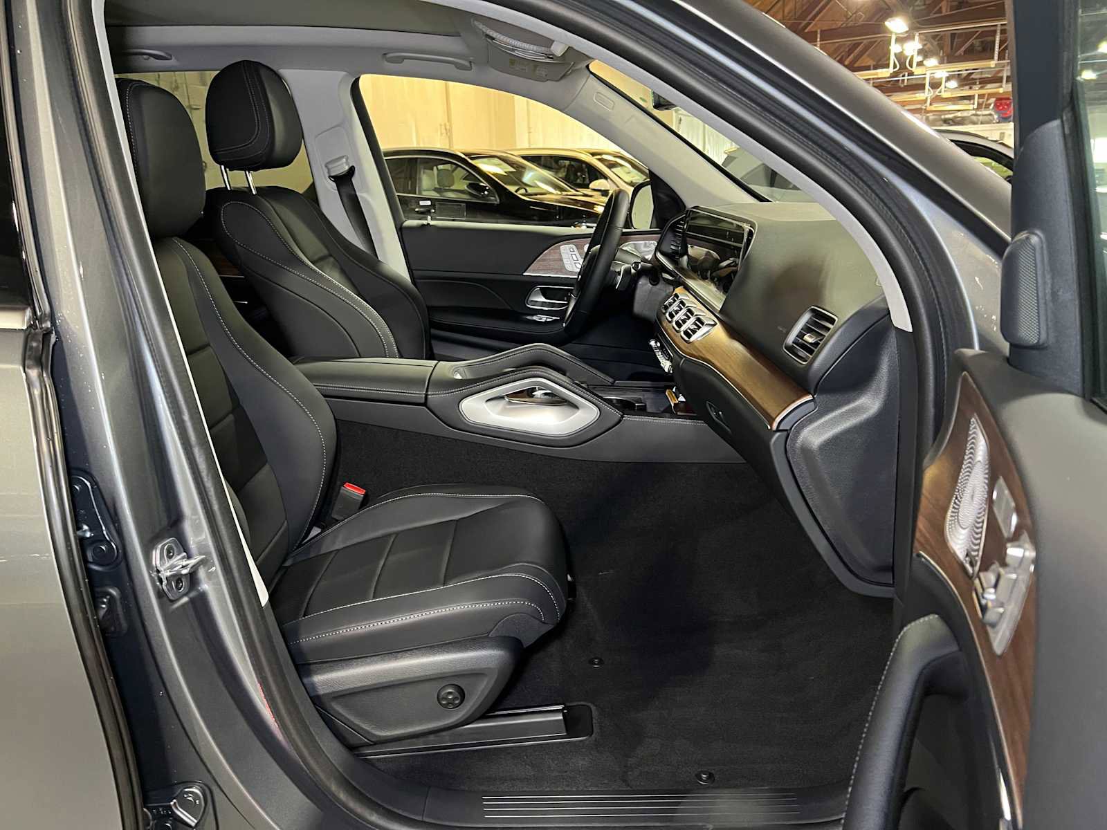 New 2025 Mercedes-Benz GLE 350 4MATIC image 11