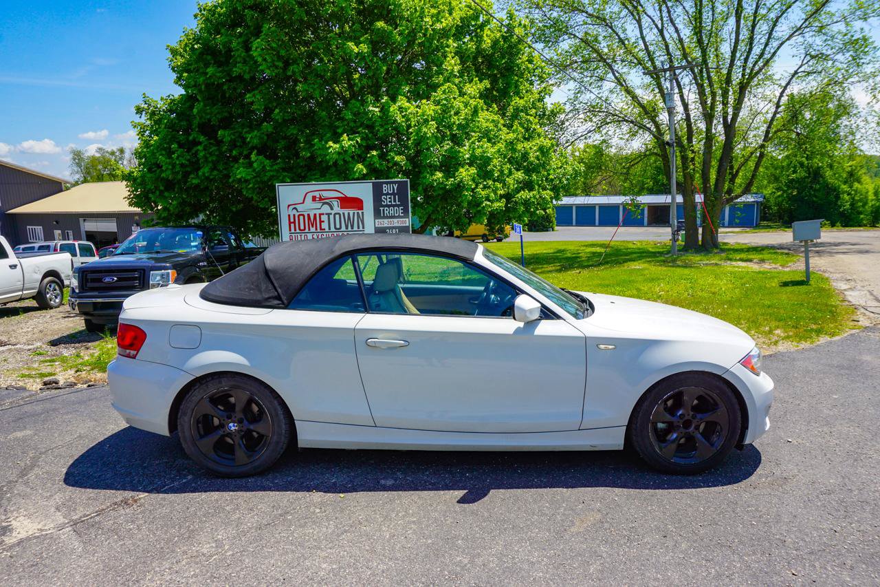 Used 2012 BMW 128i Convertible RWD image 11