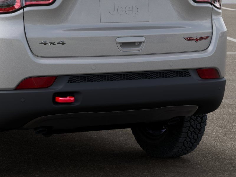 New 2026 Jeep Compass Trailhawk AWD/4WD image 14