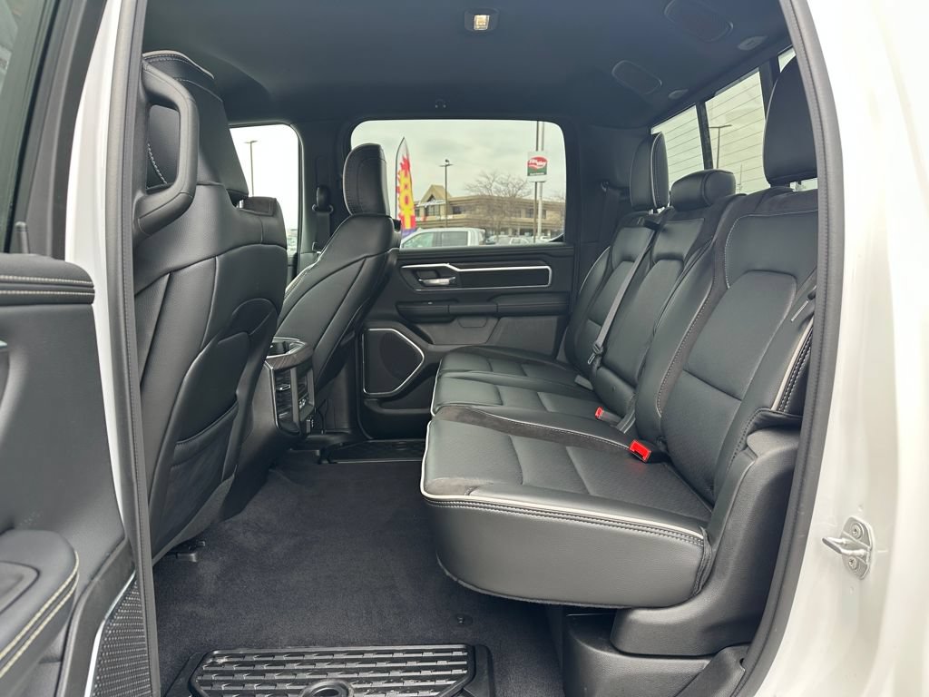 Used 2026 RAM 1500 Laramie AWD/4WD image 10