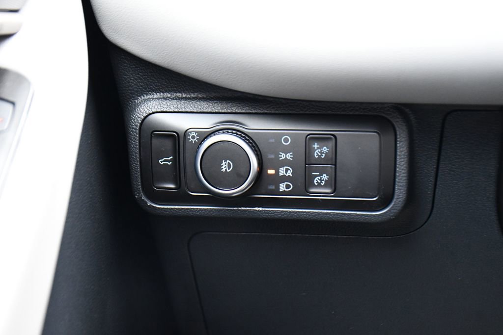 Used 2026 Ford Explorer Active w/ Active Comfort Package image 30