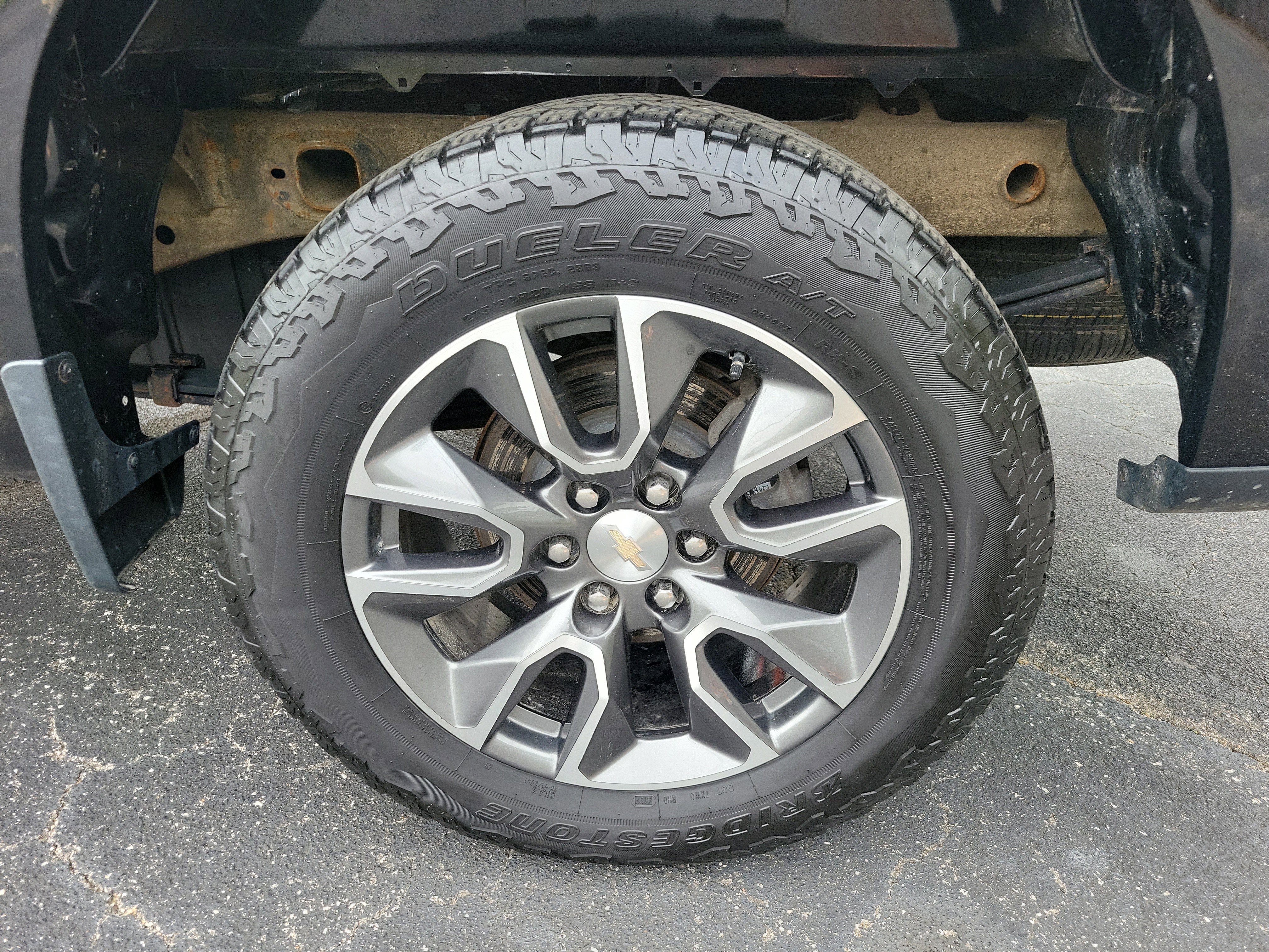 Used 2023 Chevrolet Silverado 1500 LT image 24