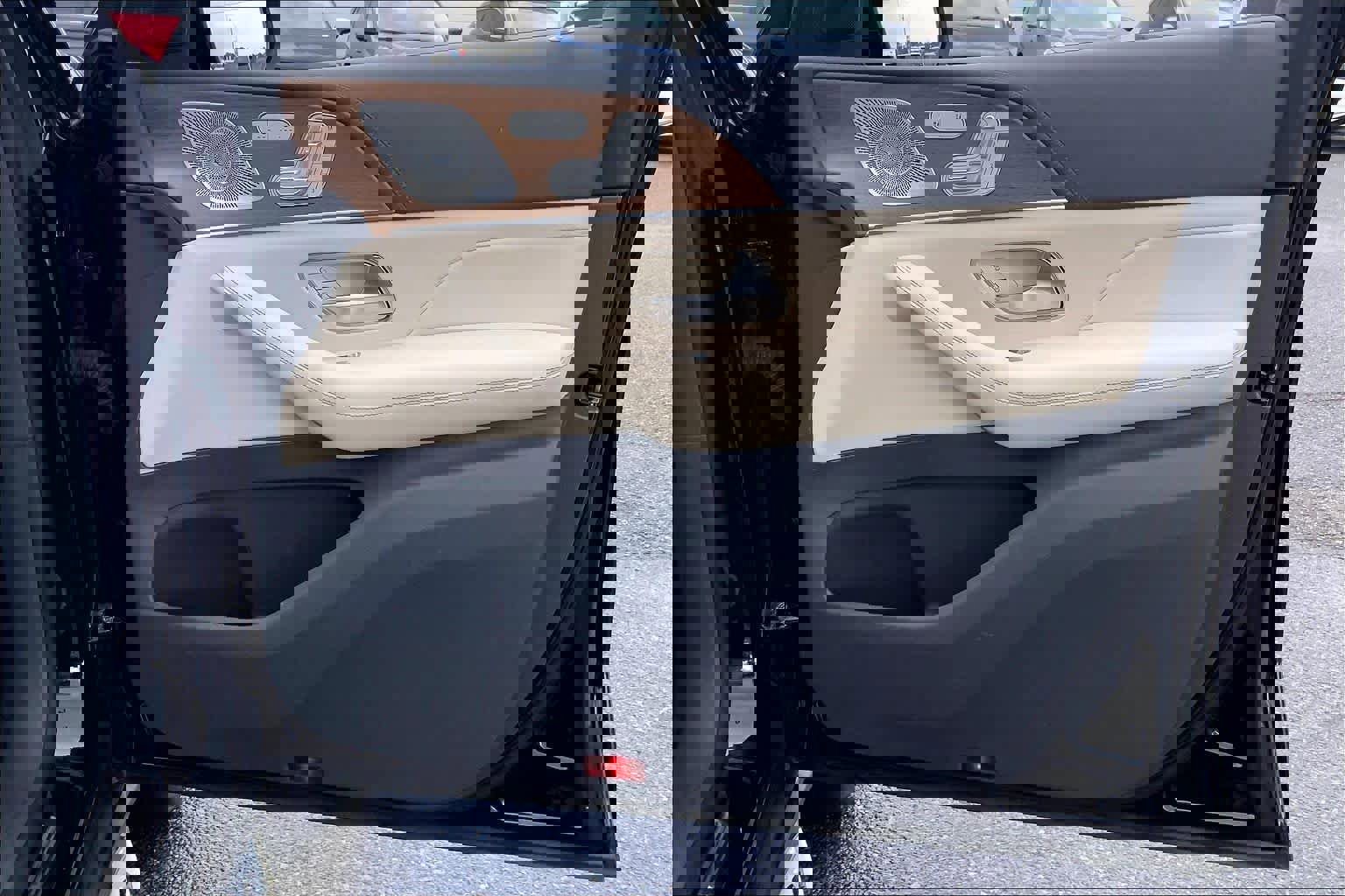 Used 2020 Mercedes-Benz GLE 580 4MATIC image 23