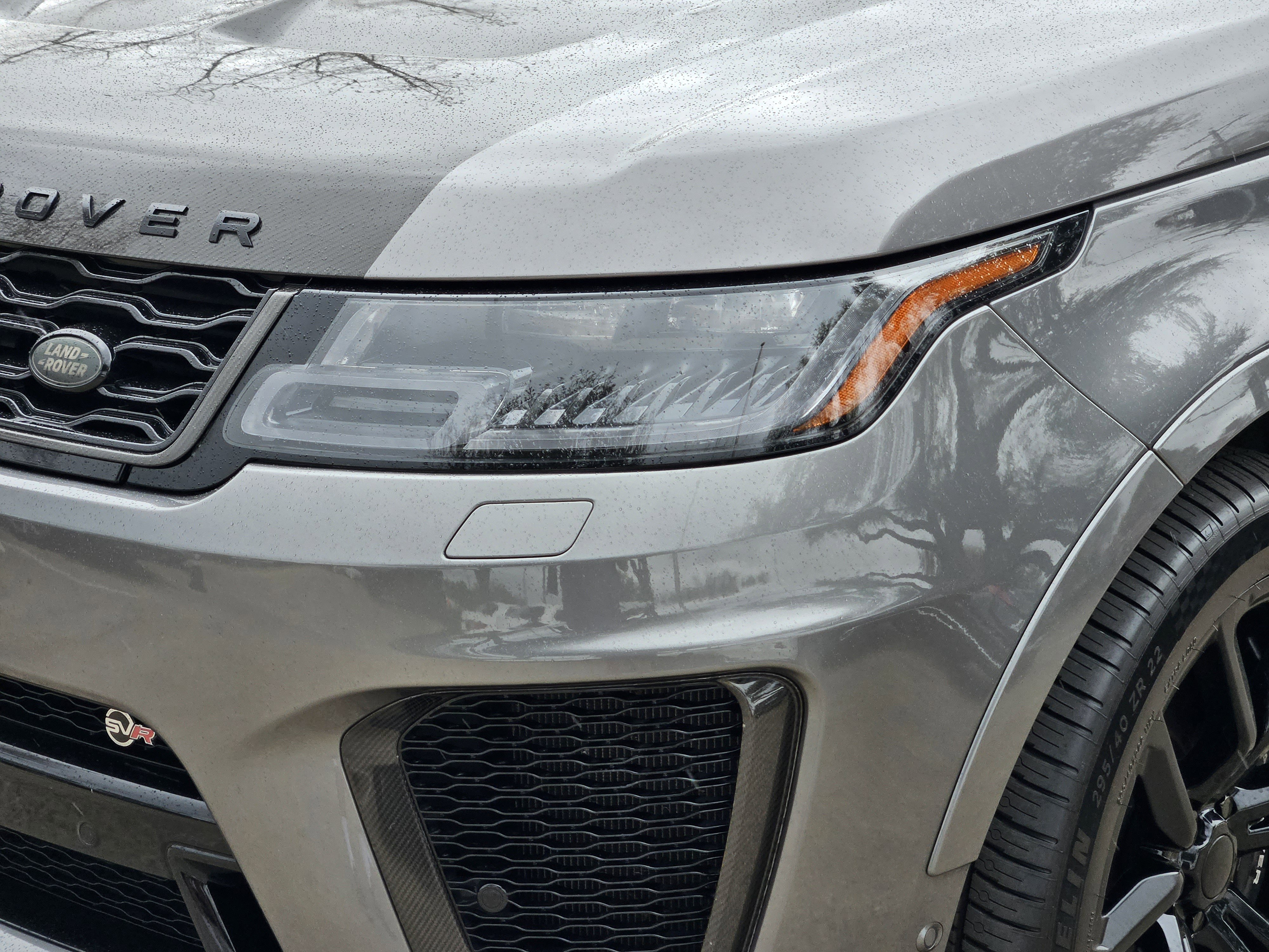 Used 2018 Land Rover Range Rover Sport SVR image 11