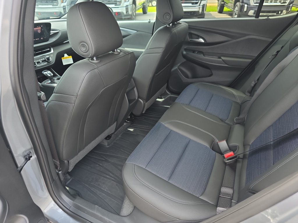 New 2026 Buick Envista Sport Touring w/ Convenience I Package FWD image 28