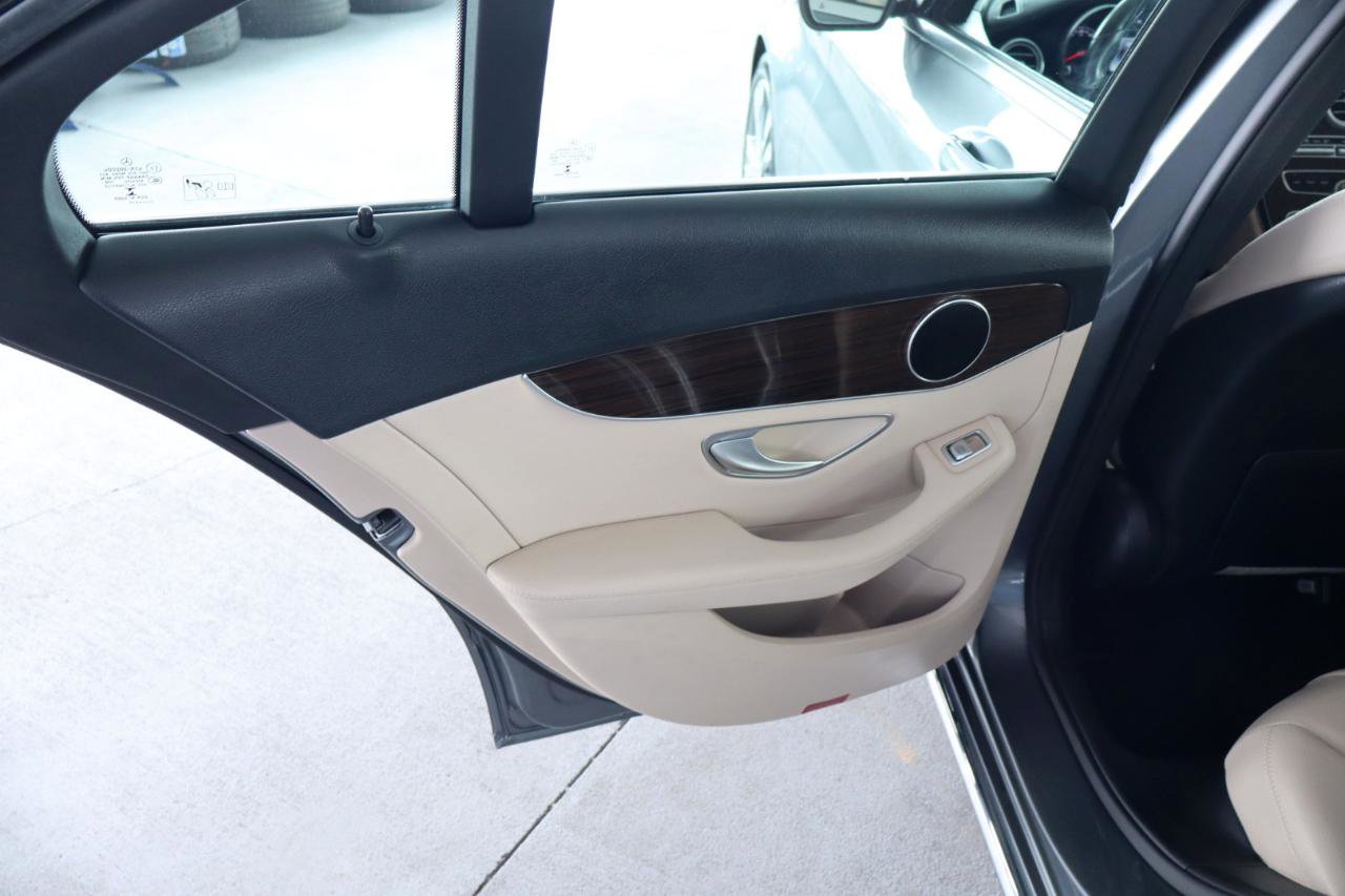 Used 2017 Mercedes-Benz C 300 Sedan w/ Premium 1 Package image 28