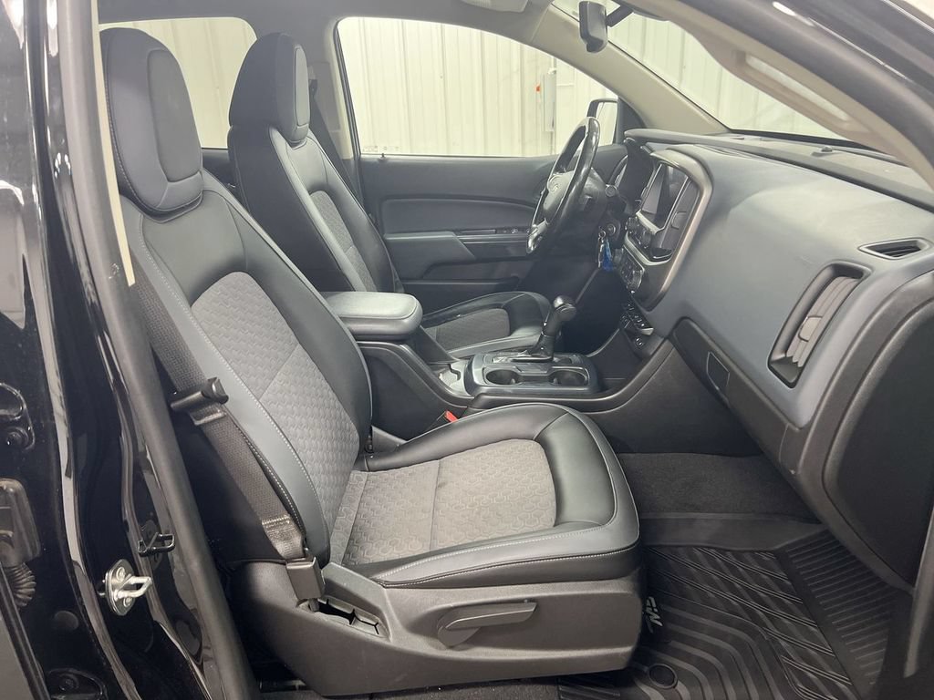 Used 2021 Chevrolet Colorado Z71 AWD/4WD image 21