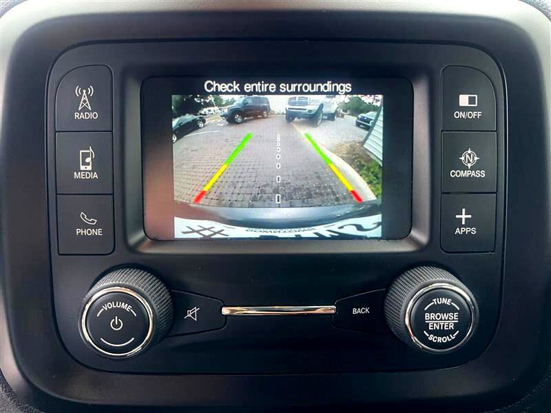 Used 2017 Jeep Renegade Latitude image 7