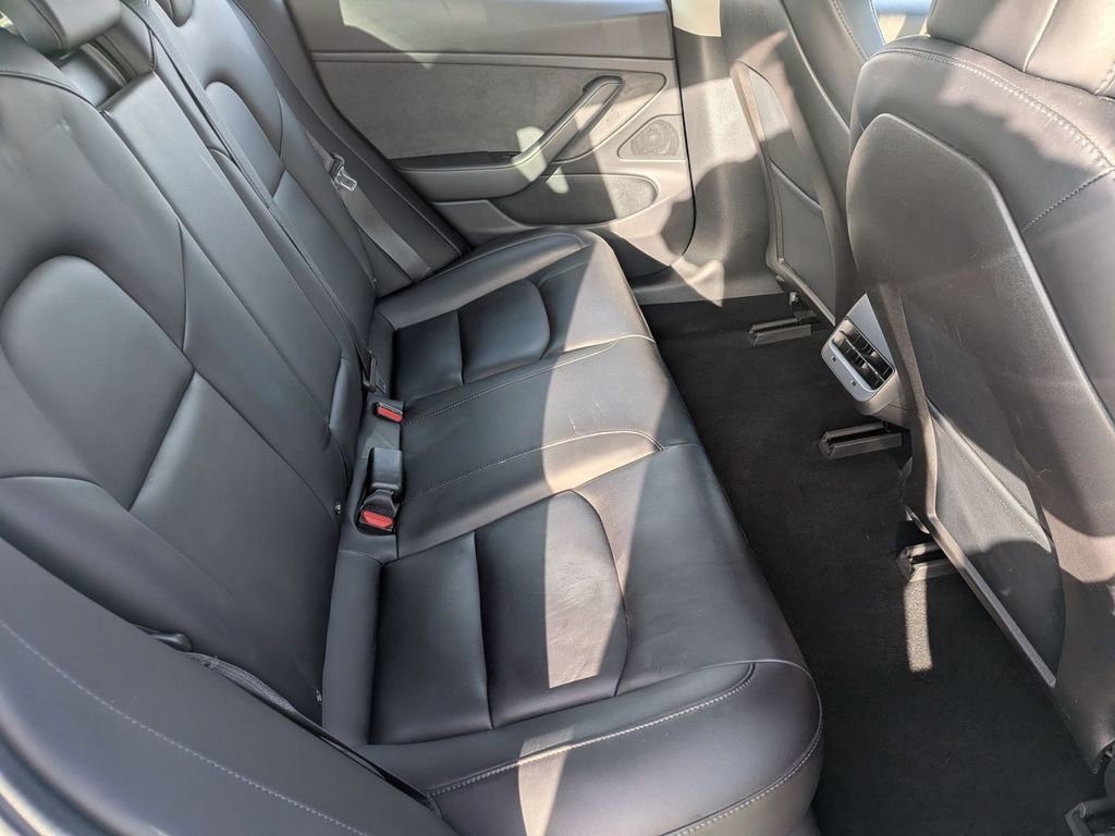 Used 2018 Tesla Model 3 Long Range image 35