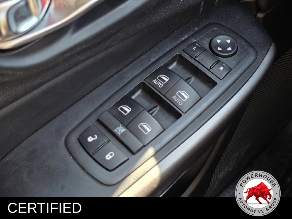 Used 2019 Jeep Cherokee Limited FWD image 28