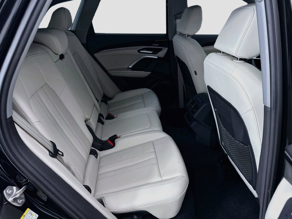 Certified 2025 Audi Q5 Premium w/ Premium Plus AWD/4WD image 21