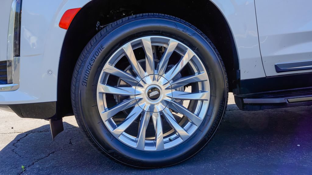 Certified 2021 Cadillac Escalade Premium Luxury image 7